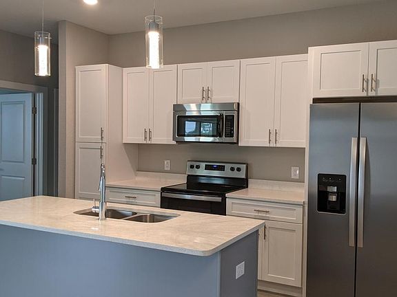 2nd image of 217 Maple Dr