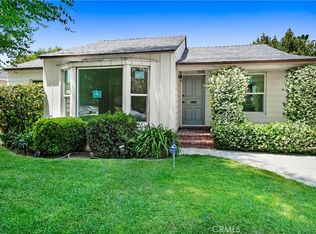 17537 Victory Blvd, Van Nuys, CA 91406