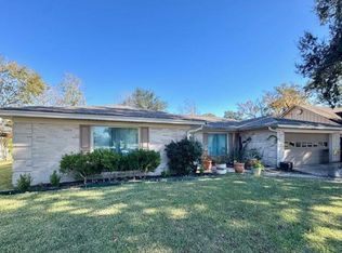 5110 Cambridge Ln, Beaumont, TX 77707