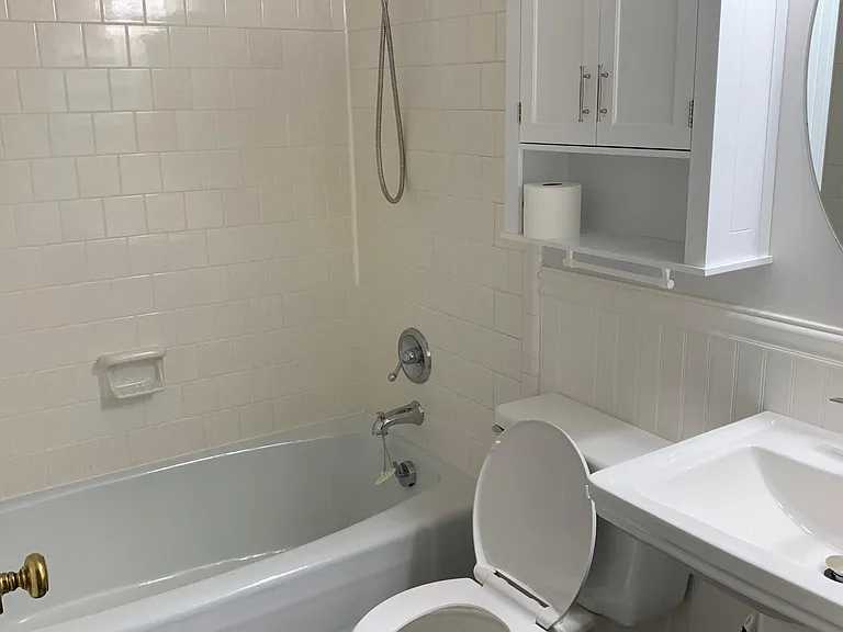 145 Georgetown Grn — Photo 10