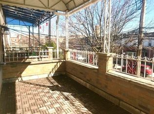 22-30 28th St #B2, Astoria, NY 11105