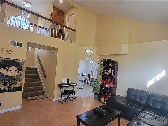 4th image of 2317 Sherwood Dr