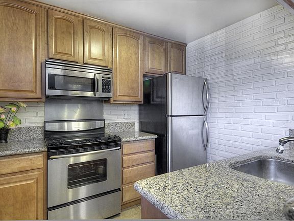 2nd image of 1339 Shawn Dr Unit 1