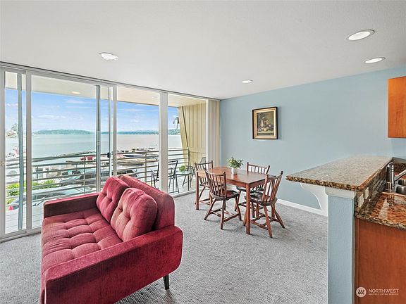 4th image of 9520 Rainier Avenue S #204