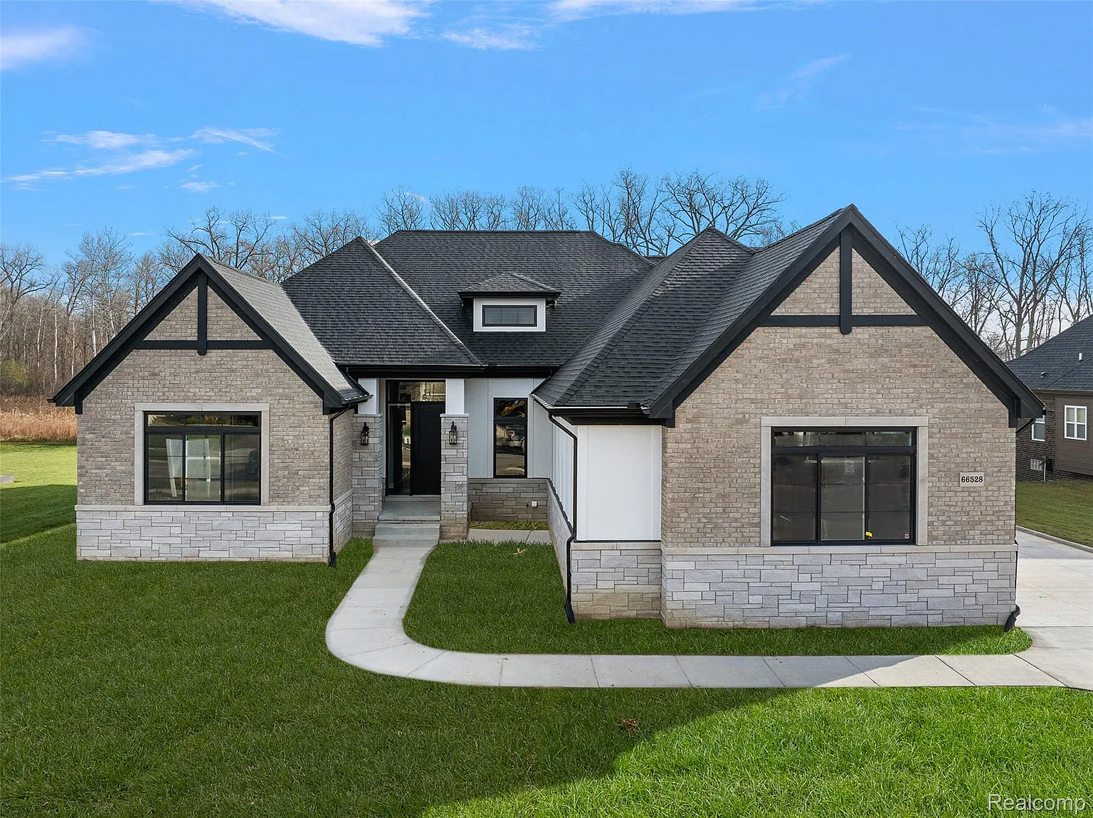 2280 Heidi Dr photo 1