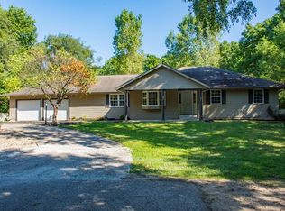 13325 7th St, Mishawaka, IN 46544