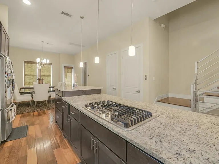 5425A Hidalgo St — Photo 18