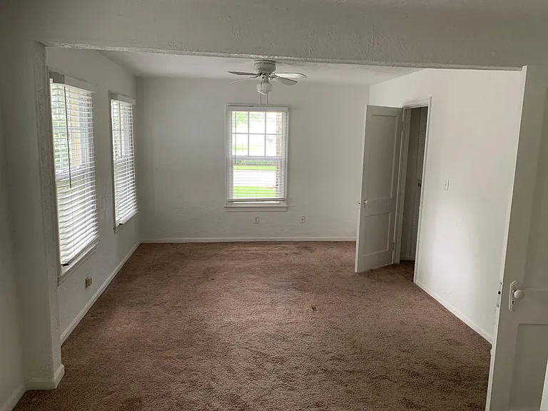 1408 Vassar St — Photo 4