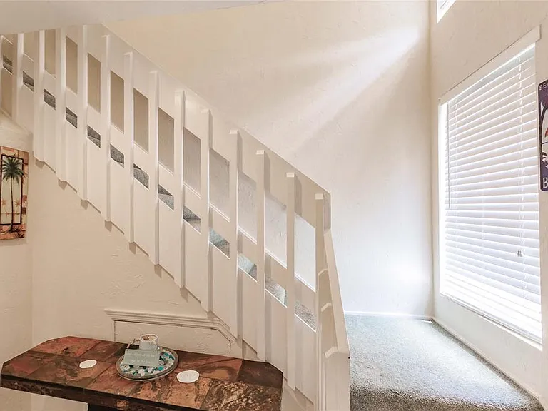 1205 E Peppertree Dr #232 — Photo 2