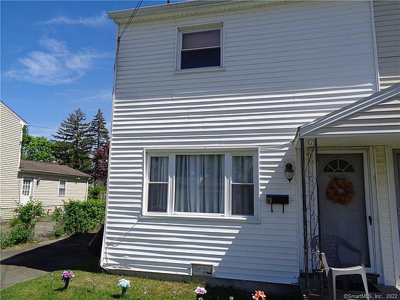 5th image of 28 Bates St