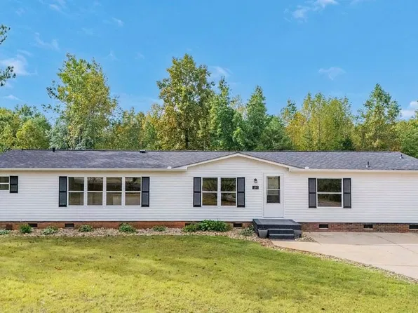 140 Ridge Creek Dr, Troutman, NC 28166