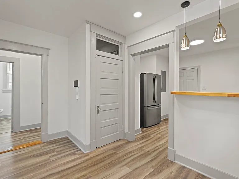 902 E Bolton St #A — Photo 23