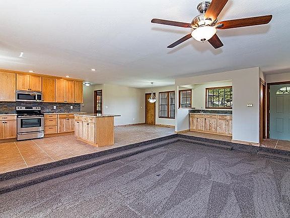 3rd image of 10268 Manchester Dr
