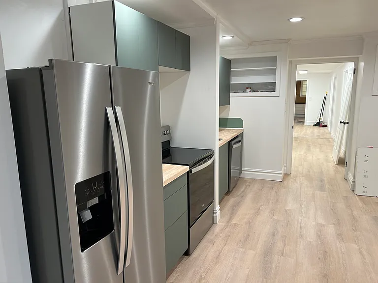 130 Fair St #1 — Photo 16