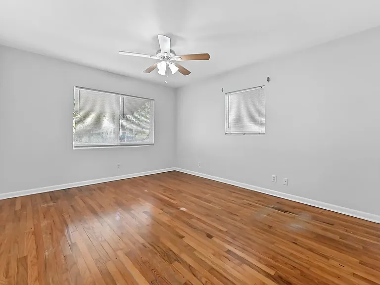 332 W Mango St #1 — Photo 14