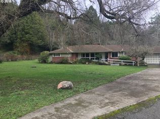 56711 Dillard Dr, Coquille, OR