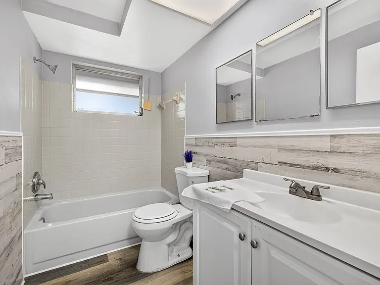 9115 Ledgestone Ln — Photo 12
