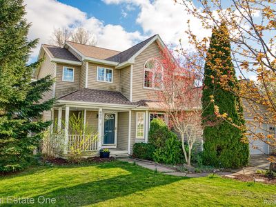 690 Starfield Dr, Pinckney, MI, 48169
