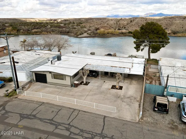 334 E Riverfront Dr, Parker, AZ 85344