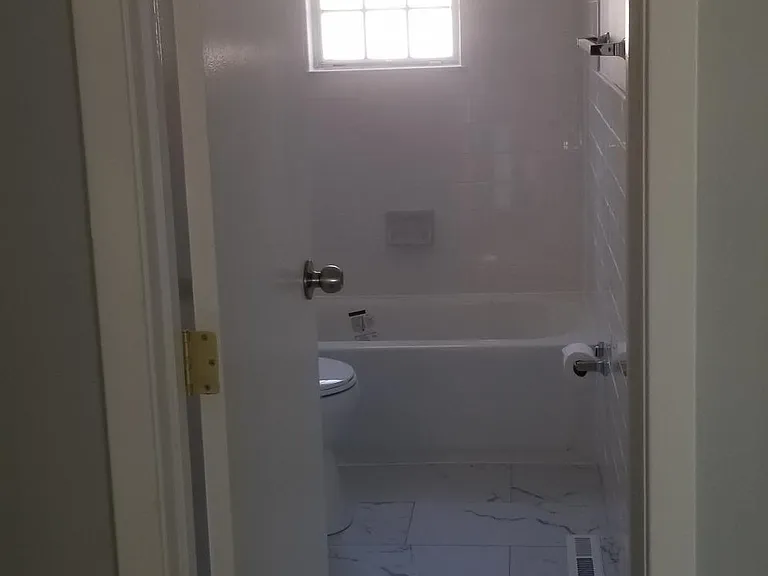 2nd floor bathroom