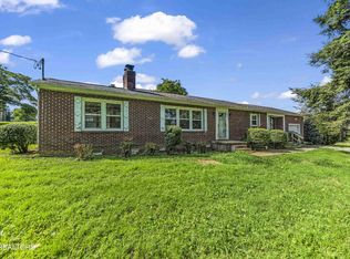 7205 Afton Dr, Knoxville, TN 37918