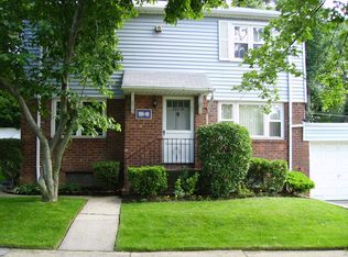 20006 22nd Ave, Bayside, NY 11360