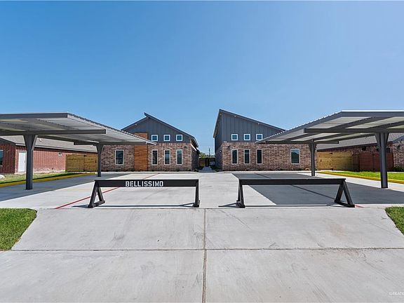 2nd image of 1000 W 8th St #2