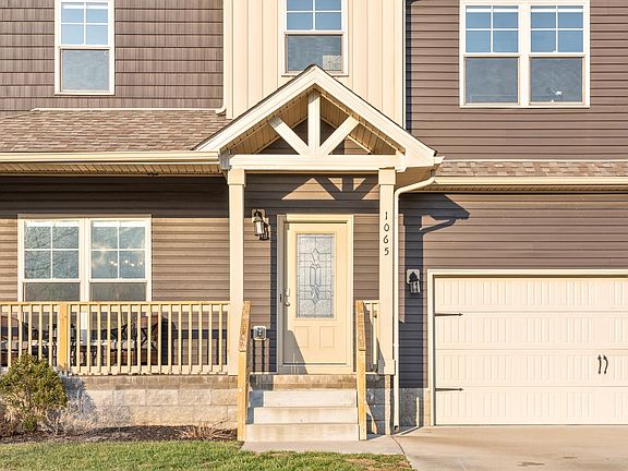 2nd image of 1065 Charles Thomas Dr