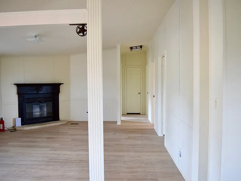 5450 FM 2325 — Photo 20