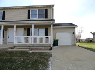 1376 Moluf St, Dekalb, IL 60115