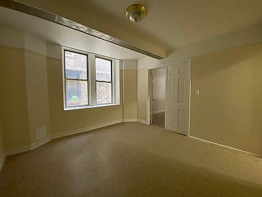 4th image of 73 Seaman Ave APT 5D