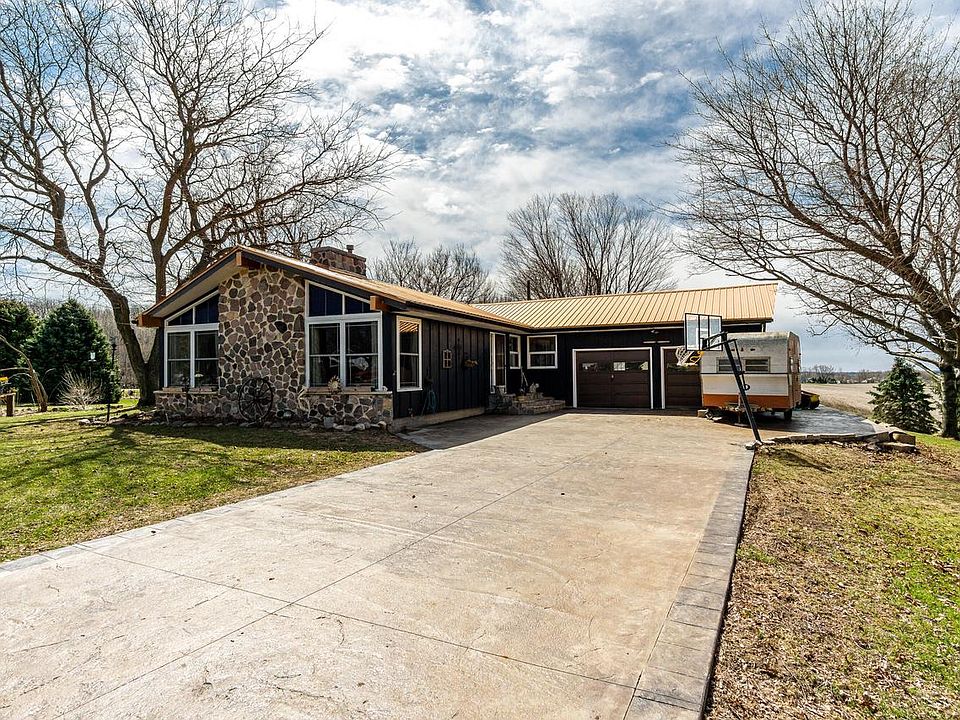 W2805 Graylog Rd, Iron Ridge, WI 53035 Zillow