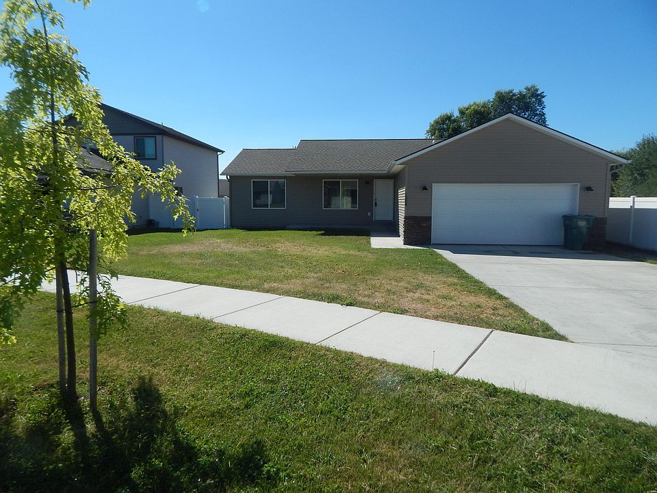 1st image of 1278 E Yellowstone Ave