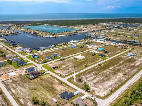 3501 NW 41st Ave, Cape Coral, FL 33993