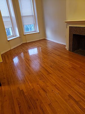 2nd image of 914 Lafayette Ave #2