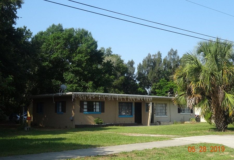 2nd image of 1922 Rose Blvd