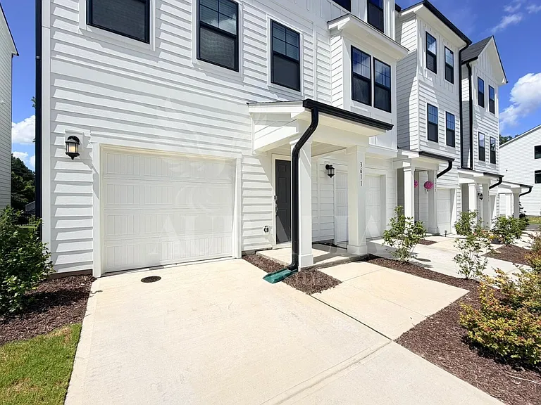 3611 Elm Grove Ln — Photo 32