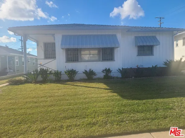 6243 S Fairfax Ave, Los Angeles, CA 90056