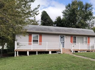 20 Lavern Ave, Halethorpe, MD 21227