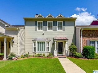 1564 River Bend Pl SE, Decatur, AL 35601