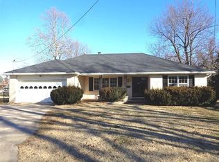 435 W Kerr St, Springfield, MO 65803