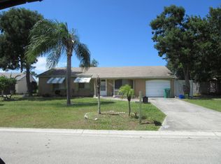 1602 SE Elkhart Ter, Port Saint Lucie, FL 34952