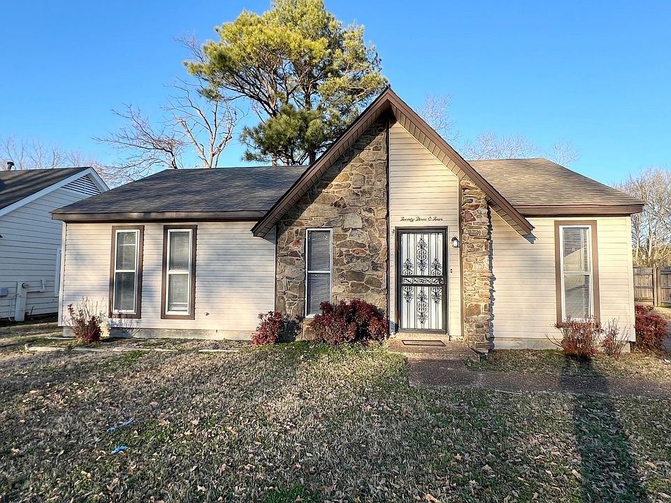 2304 Winding Path Dr.