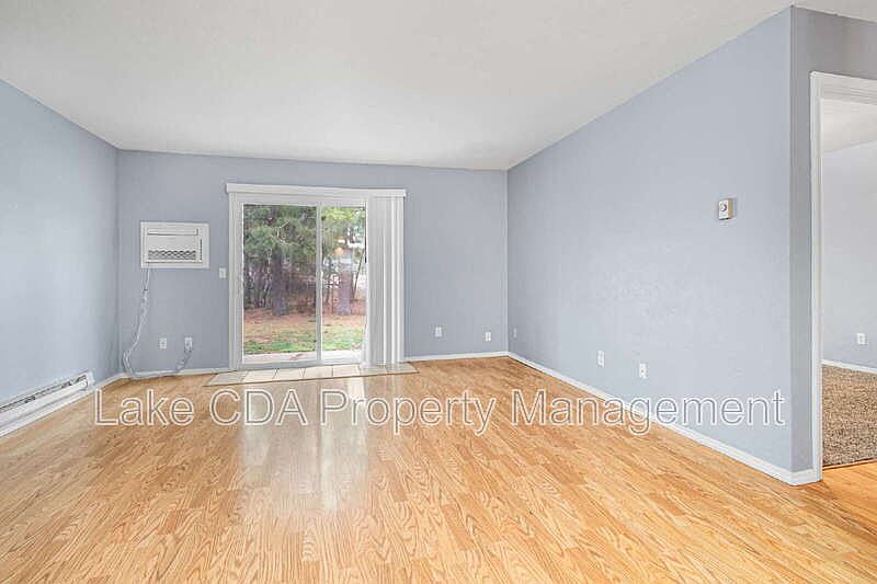 1st image of 1411 E Lunceford Ln #4