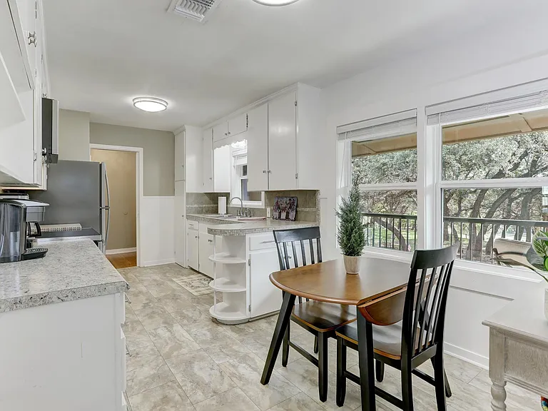 1102 Canyon Edge Dr — Photo 14