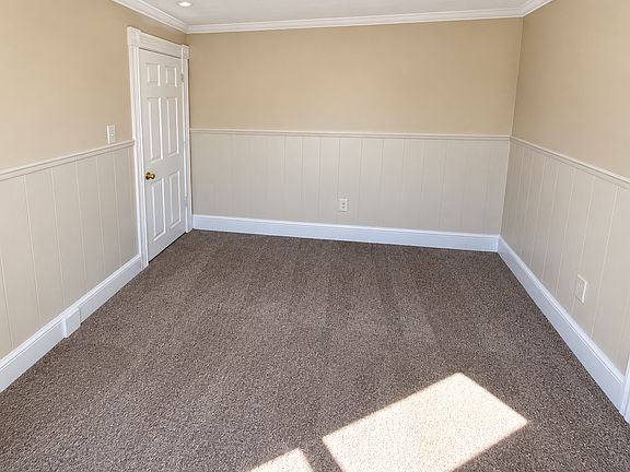 2nd image of 292 Belmont St APT 7