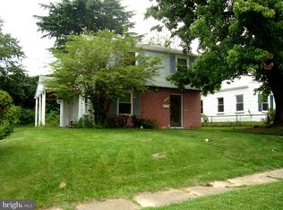 1227 Seven Oaks Rd, Halethorpe, MD 21227