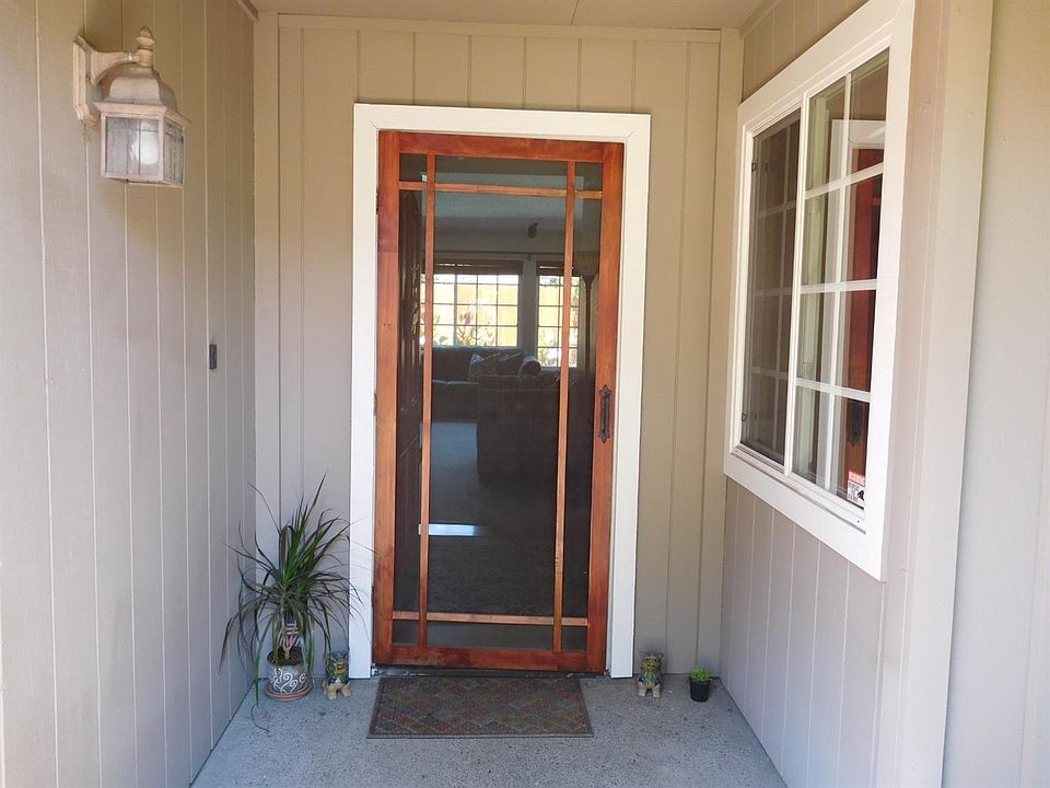1st image of 929 Katherine Way