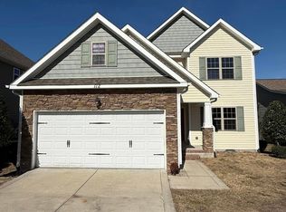 112 Hightower Ln, Aberdeen, NC 28315