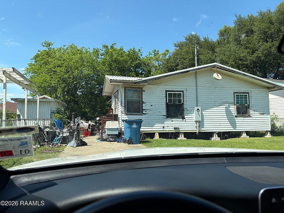 1st image of 408 Arthur St